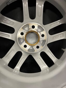 alu Kola RIAL 5x108 225/65/17 Ford kuga 7jx17h2 ET 40,5 - 12