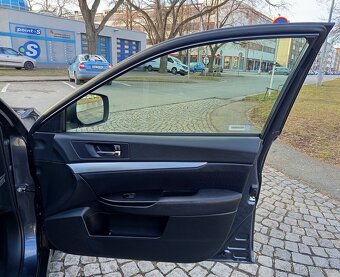 Subaru Outback 2.0D 110 kW 4x4 - 1. Majitel, NOVÁ STK ✓ - 12