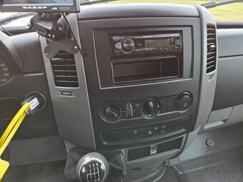 Volkswagen Crafter 2.0TDI POJÍZDNÁ DÍLNA - 12