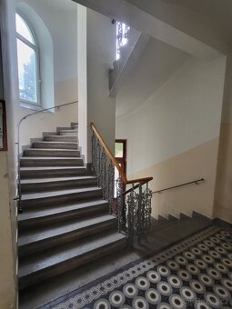 Prodej činžovního domu v centru Znojma 1200 m2 - 12