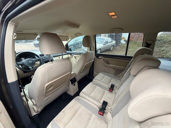 VW Touran 1.4TSi Highline (tažné-2011-rozvody) - 12