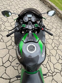Kawasaki ZZR 1400 r.v.2018 najeto 14719km - 12