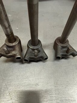 Jawa/Čz - díly převodovek 16x - 12