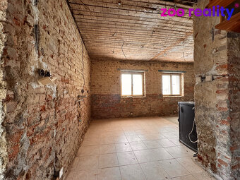 Prodej, rodinný dům 3+kk, 335 m2, Holedeč, Veletice - 12