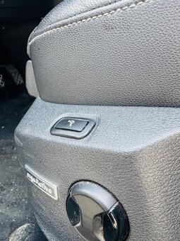 VW Golf VII Variant 2.0 TDi 110 kw DSG - 12