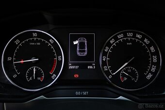 Škoda Superb Combi 2.0 TDI - 12