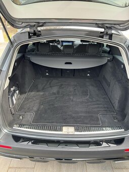 Prodám Mercedes-Benz E 220 d AMG SLEVA - 12