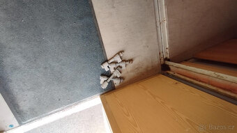 Sestava 2x obytný/kancelářský kontejner s WC a kuchyňkou - 12