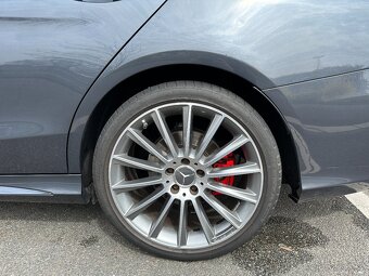 Mercedes Benz C250 W205 AMG - 12