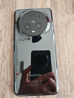 Honor Magic 5 Pro 12/512 GB Black, v ZÁRUCE - 12