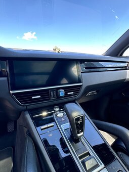 Porsche Cayenne 2019 73tkm 3.0/V6/SOFT/CARPLAY/PANO/DPH - 12