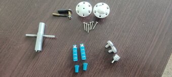 Vrtule, serva, palivové pumpy, olej......... - 12