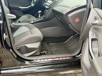 FORD FOCUS ST 250 KOMBI 184 kW - 12