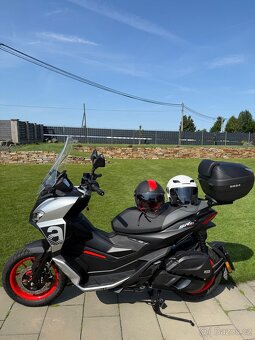 zánovní Aprila SR 125 GT - 12