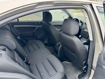 Škoda Octavia II 1.6 MPI 75 kW, Elegance, 2007 - 12