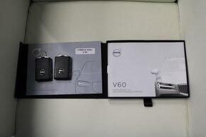 Volvo V60  2.0 D4 140/kW AT8 Momentum - 12