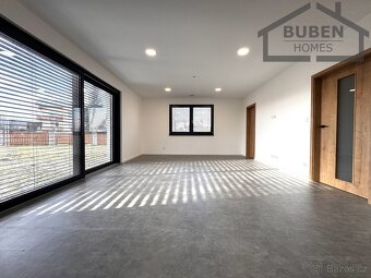 Novostavba RD  5+kk s chytrou domácností (161 m2), se stodol - 12
