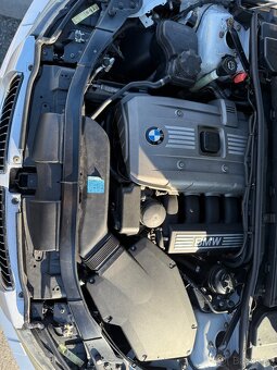 Bmw e90 330i - 12