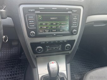 ŠKODA OCTAVIA II 1.6 TDI 77KW 4X4 PDC,TAŽNÉ,PO SERVISE,PNEU - 12