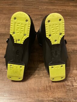 Sjezdový set Salomon XMax a Fischer RC4 - 12