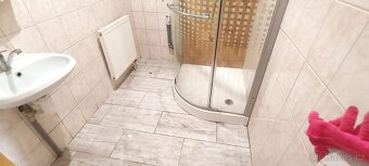 3+kk v RD u Kopřivnice, zahrada, pergola, 20.000 Kč se vším. - 12