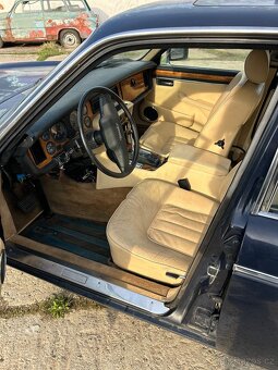 Jaguar Daimler - 12