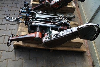 Zetor crystal víko hydrauliky 12145 16145 - 12
