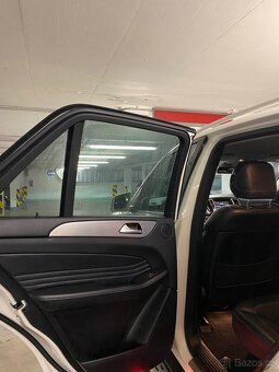 Mercedes-Benz ML 320 - 12