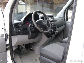 Crafter 2.0TDI 103kw 140000km 1 majitel 2018 - 12
