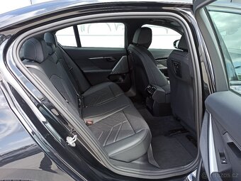 BMW 520D 145kW MPACKET - 12