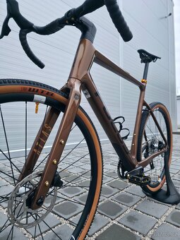Gravel Focus Atlas 8.9 Carbon 2023 Rival eTap AXS 28" - 12