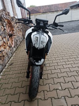 KTM 125 DUKE - najeto 2694km - 12