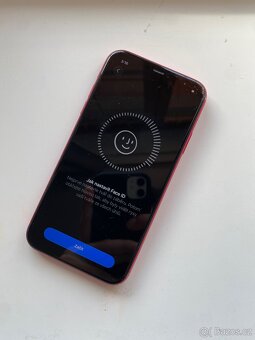 iPhone 11 64 GB - Zachovalý stav - 12