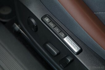 Volkswagen ID.4, MAX/TČ/TZ/DCC/HeadUp/360°/Full - 12