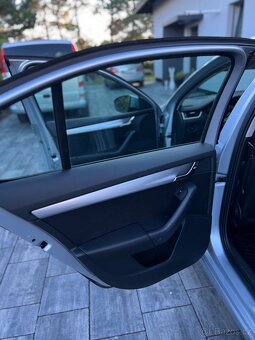 ŠKODA OCTAVIA 1.6 TDI 77 kW DSG - 12