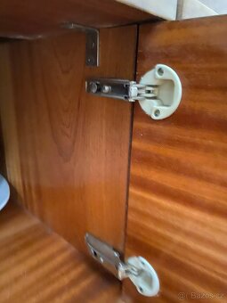 Starožitná obývací stěna, ořechová dýha + masiv - 12