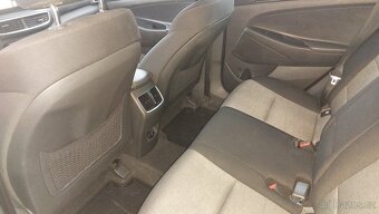 Prodám Hyundai Tucson 1,6 Gdi 4x4 130 kw DPH - 12