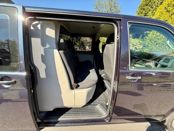 VW T6 Kombi - 5 míst  103kw  bez Ad Blue - DPH - 12