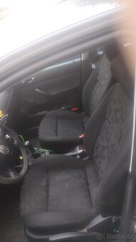 Volkswagen Golf - 12