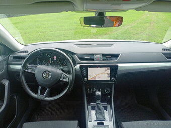 Škoda Superb 2,0 TDi, facelift  2019, DSG,Navi,velký servis - 12