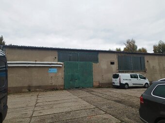 Pronájem VÝROBNÍ HALY a SKLADU v Hradci Králové 630m2 - 12
