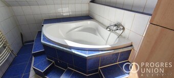 Nabízíme k prodeji RD ve Valašském Meziříčí - 12