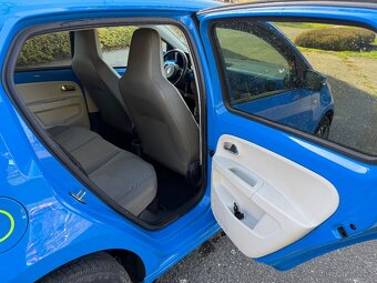 Volkswagen E-up , odpočet Dph + zimní kola - 12