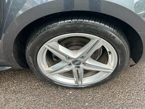 Audi A4 2.0 TDI Quattro kombi 140kw CR 7/2016 196Tkm Top - 12