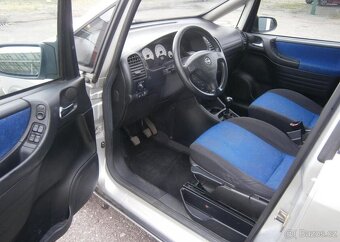 Opel Zafira 1.8i 7 míst,2x kola benzín manuál 92 kw - 12