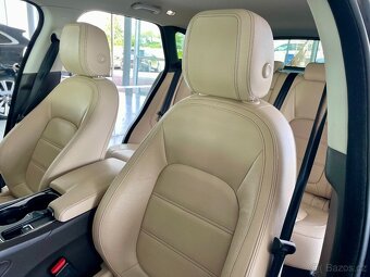Jaguar F-Pace 20d AWD Prestige Kůže Navi R22 - 12