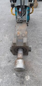 Prodám bourací kladivo Krupp Hydraulikhammer 870 - 12