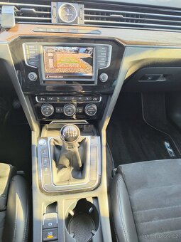 VW Passat B8 2.0 TDI Webasto Tažné - 12