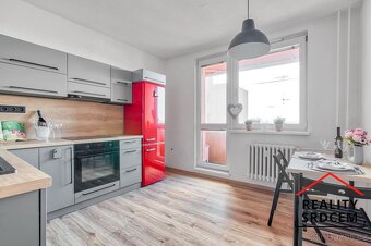 Prodej krásného bytu v os. vlastnictví 3+1 s lodžií, 69,1 m2 - 12