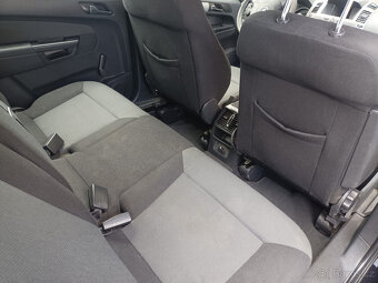 Opel Zafira 1.8 103Kw  RV.2006 7.míst. TAŽNÉ-NOVÁ STK - 12